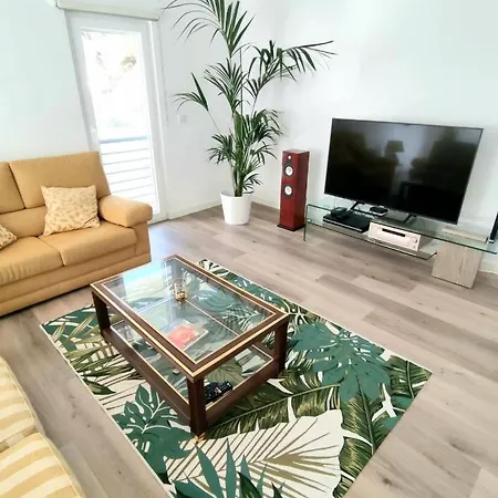 Costa Kite & Surf House 홈스테이